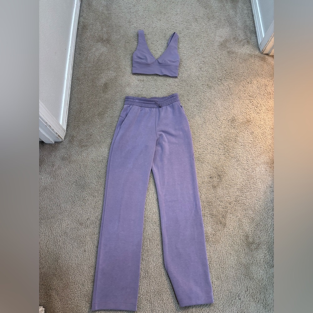 Women’s Lululemon Softstream Pants with matching bra